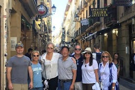 Tour por la ciudad de San Sebastián y pintxos desde Pamplona