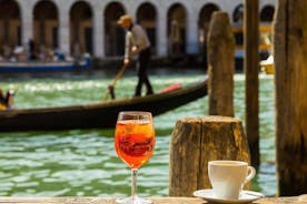 Mangiare, bere e ripetere: tour con degustazione di vini a Venezia