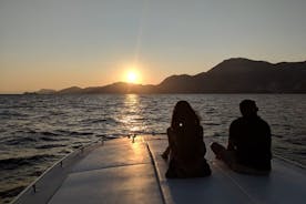 Excursion en bateau au coucher du soleil depuis Positano ou Praiano