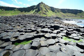 Guided Day Tour: Giant's Causeway fra Belfast