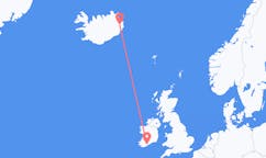 Fly fra byen Cork, Irland til byen Egilsstaðir, Island