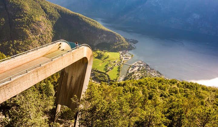 Flam: The Spectacular Stegastein Viewpoint Tour (Small Group)