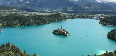 Lake Bled och Ljubljana Tour från Trieste