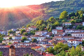 터키의 마을과 이즈미르의 지역 생활