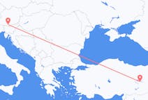 Flug frá Klagenfurt til Elazığ