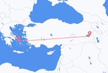 Vluchten van Syros naar Van