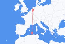 Flyreiser fra Béjaïa, Algerie til Maastricht, Nederland