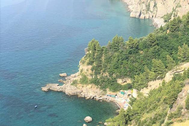 Excursión de día completo a lo mejor de la costa de Amalfi con recogida en un conductor privado