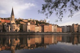 Lyon Attractions & Museums Card & Guide with City Map