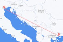 Fly fra Kavala til Venedig