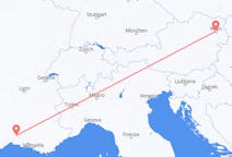 Flyreiser fra Nimes, Frankrike til Vienna, Østerrike