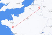 Flyg från Liège till Nantes