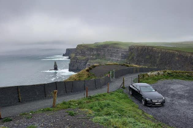 Private Cliffs of Moher, Burren en Wild Atlantic Way Tour vanuit Galway