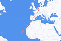 Voli from Ilha do Sal, Capo Verde to Metz, Francia