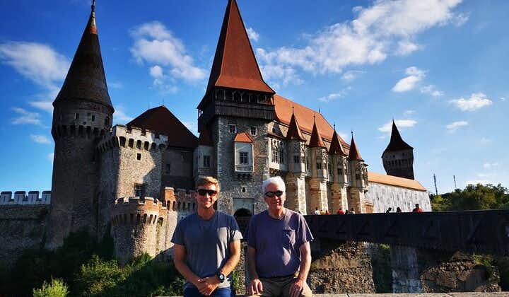 Turda saltgruve, Corvin slott og Alba festning fra Cluj
