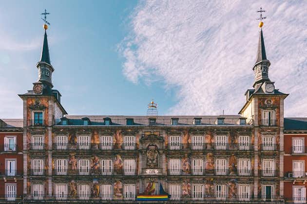 Explora los lugares dignos de Instagram de Madrid con un local