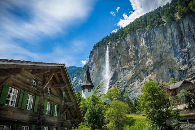 Lauterbrunnen Waterfalls & Mountain View Trail Photo Tour from Grindelwald