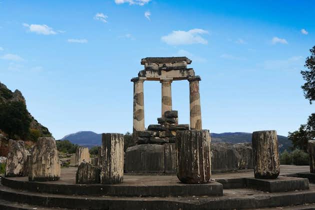Tour histórico premium de Delphi y Arachova con guía turístico experto en el lugar