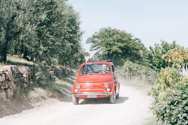 Visite privée d'une Fiat 500 vintage depuis San Gimignano
