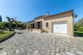 Charmante Maison Avec Terrasse Aux Portes Des Gorges de L'Ardèche
