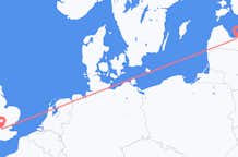 Flyg från London till Riga