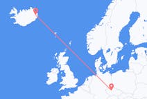 Flyreiser fra Egilsstaðir, Island til Praha, Tsjekkia