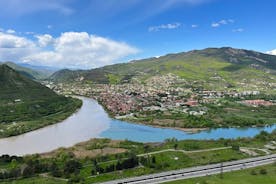 Excursión de un día a Mtskheta, Jvari, Gori y Uplistsikhe desde Tbilisi