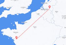 Flyreiser fra Eindhoven, Nederland til Nantes, Frankrike