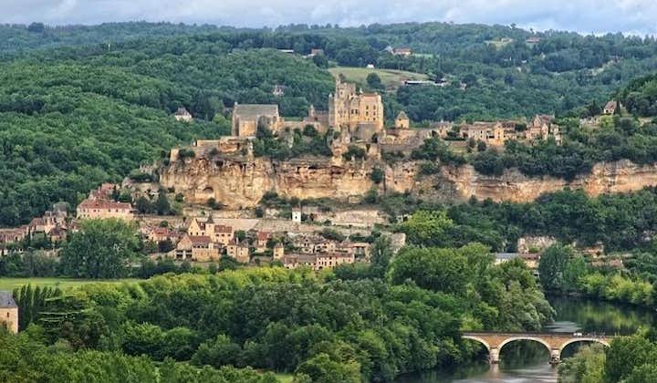 Half-day private tour in the Dordogne Valley by EXPLOREO