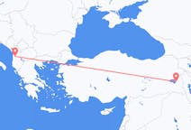 出发地 阿尔巴尼亚地拉那目的地 土耳其厢形车的航班