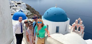Excursão turística privada de 6 horas em Santorini