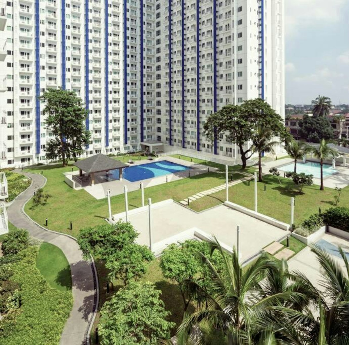 Grass Residence SM North EDSA tower3 33th Floor - Quezon City, the ...