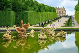 The Kings' Private and State Apartments with Versailles Gardens Private Tour