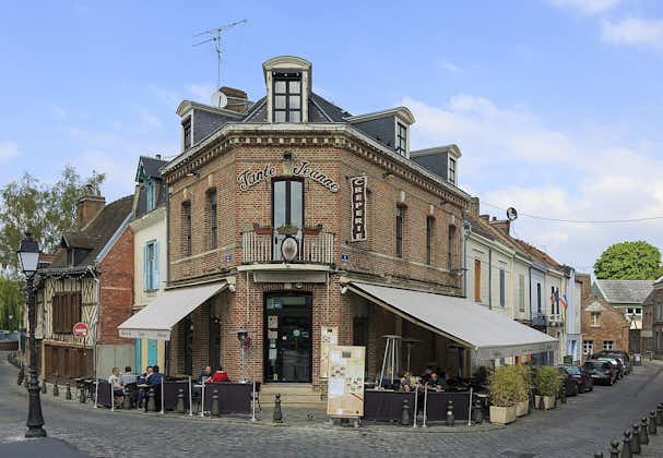 Photo of Tante Jeanne Restaurant in Amiens in France by Uwe Aranas