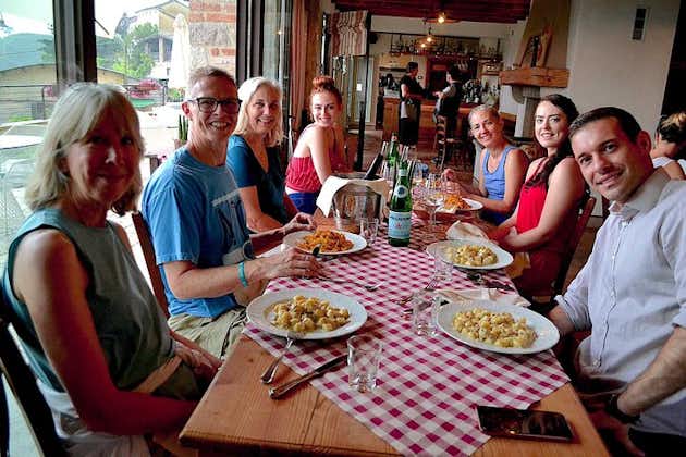 Visite privée: Excursion d'une journée de dégustation de vin Prosecco avec déjeuner au départ de Venise