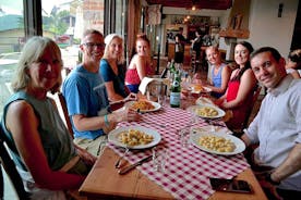 Visite privée: Excursion d'une journée de dégustation de vin Prosecco avec déjeuner au départ de Venise