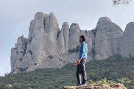 Barcelona: Dagstur för vandring och ridning i Montserrat