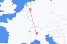 Flyreiser fra Milano, Italia til Duesseldorf, Tyskland