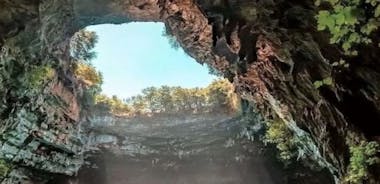 洞窟 ....ドロガラティ洞窟とメリッサーニ湖