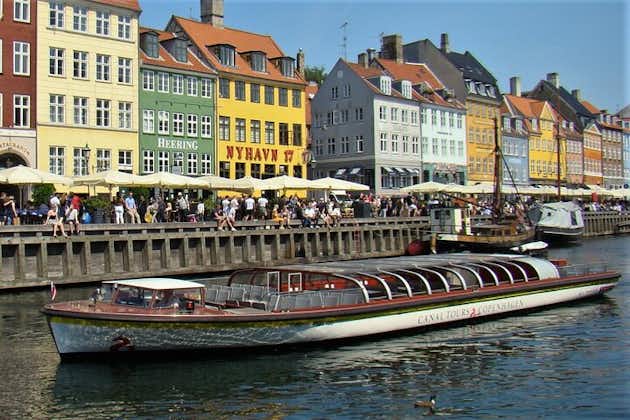 3-Hour Private City Walking Tour with a Canal Tour ticket