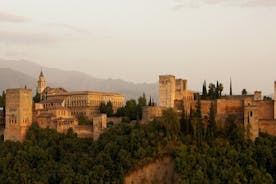Granada: Alhambra & Generalife Billet med Audio Guide