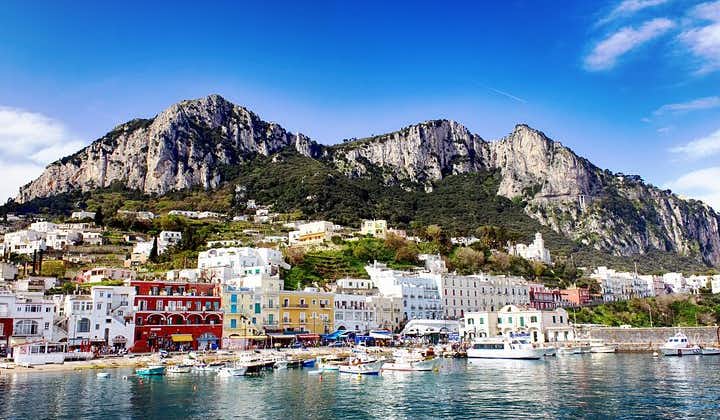 Capri & Blue Grotto privat tur med lokal guide med henting på Capri Hotel