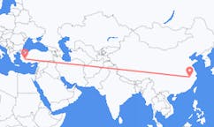 중국 황산시에서 출발해 터키 데니즐리에게(으)로 가는 항공편