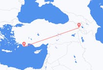 아르메니아 예레반에서 출발해 그리스 카스텔로리조로(으)로 가는 항공편
