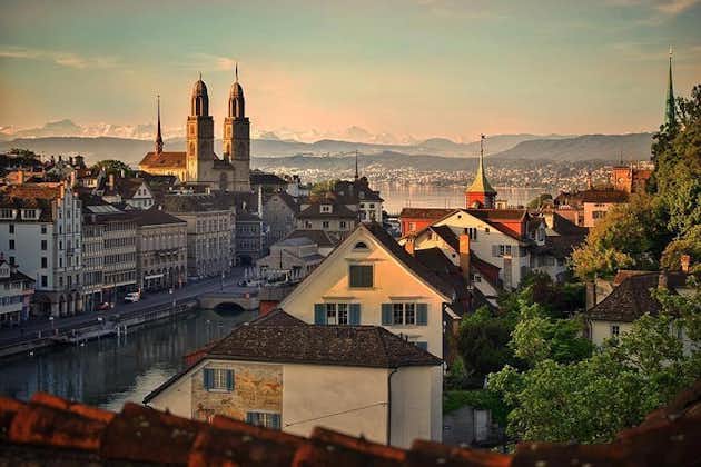 Het beste van Zürich inclusief panoramische uitzichten tijdens een kleine groepswandeling