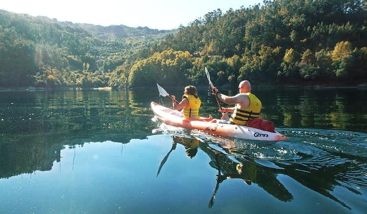 Randonnée en kayak et cascades dans le parc national de Gerês avec déjeuner inclus