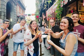 Tasty Naples Street Food Tour of MustEat Gourmet Specialties and MustSee Sites