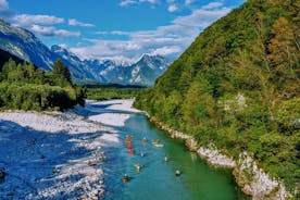 Guidade Sit-on-top kajakpaddlingsäventyr i Soča-dalen från Čezsoča