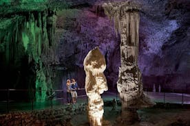 Grotta di Postumia e Castello di Predjama - Escursione a terra da Rijeka