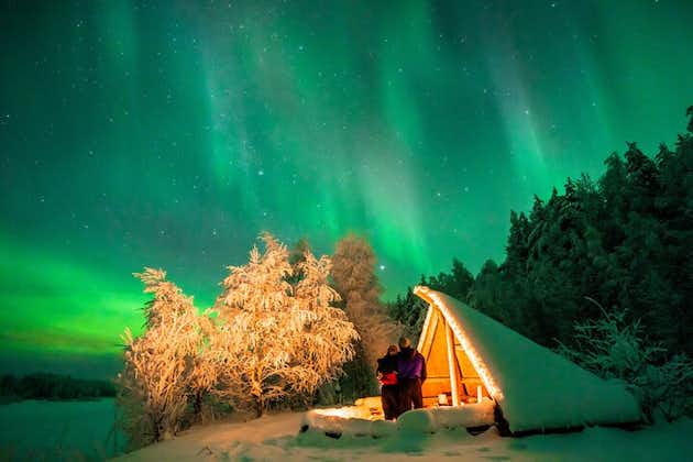 Excursão fotográfica para grupos pequenos para as Luzes do Norte em Rovaniemi